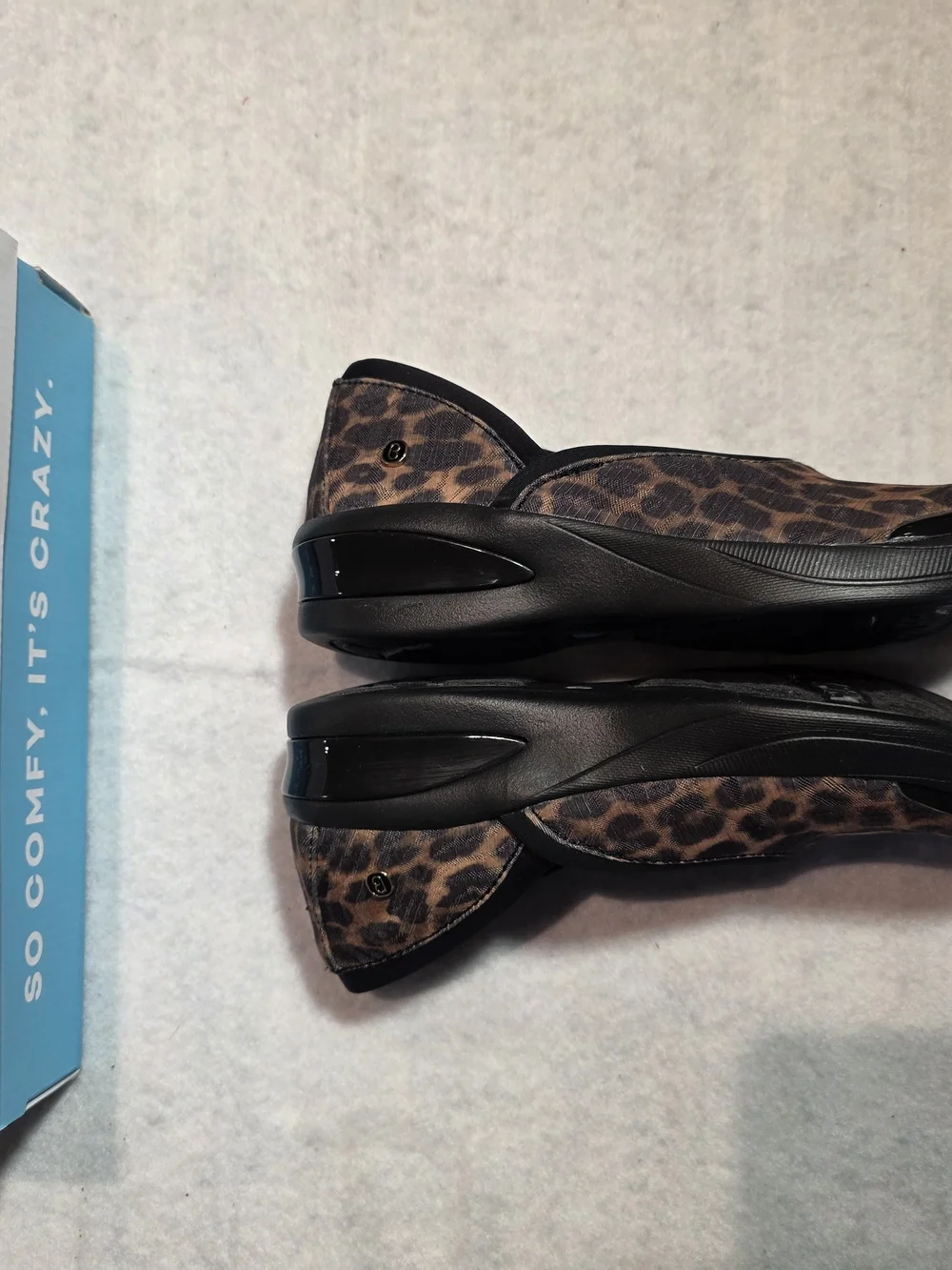 Bzees Women's Leopard Print Slip-On Flats - Brown/Black